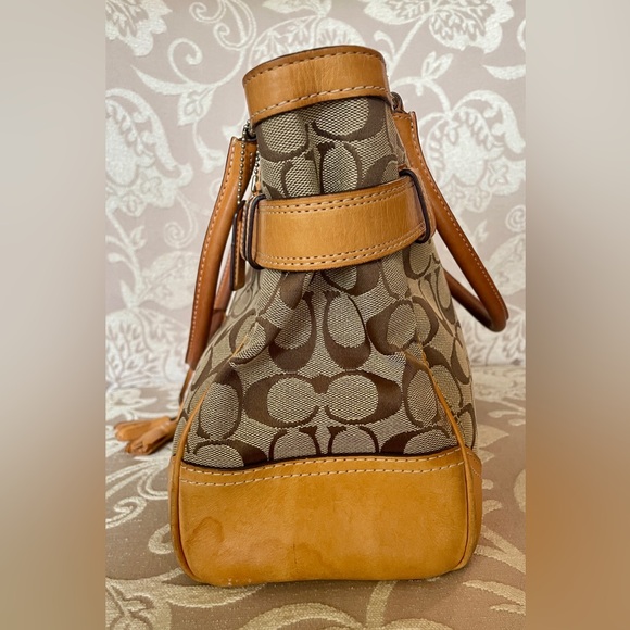 Coach Hampton Signature Tan Canvas Satchel Shoulder Handle Bag Purse F08K0 - Picture 4 of 13